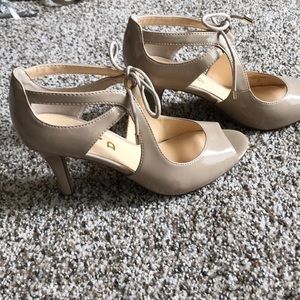 Women’s Nude Heels